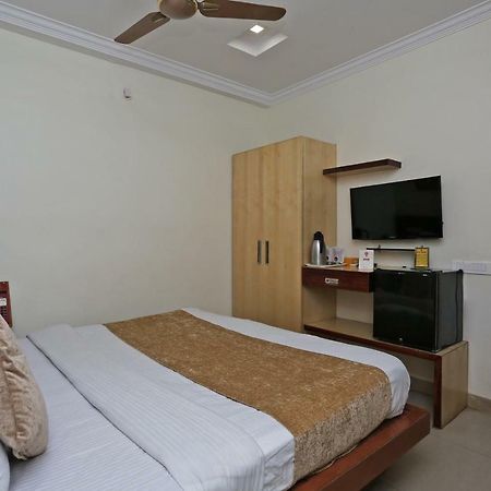 Oyo 3019 Hotel Lingaraj Μπουμπάνεσβαρ Εξωτερικό φωτογραφία