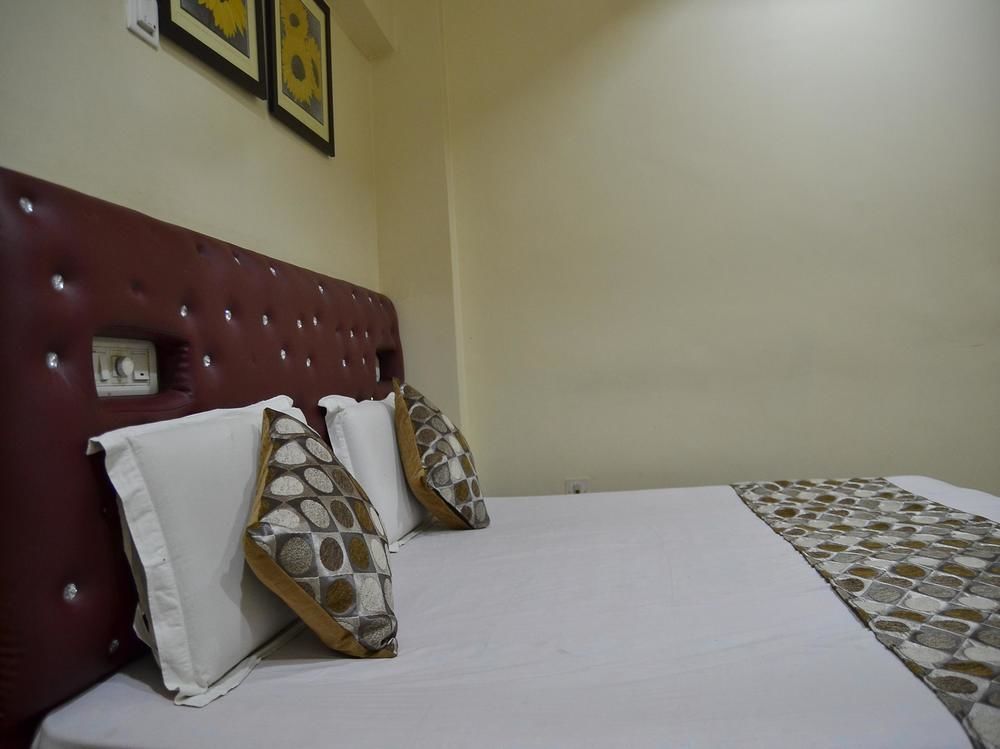 Oyo 3019 Hotel Lingaraj Μπουμπάνεσβαρ Εξωτερικό φωτογραφία
