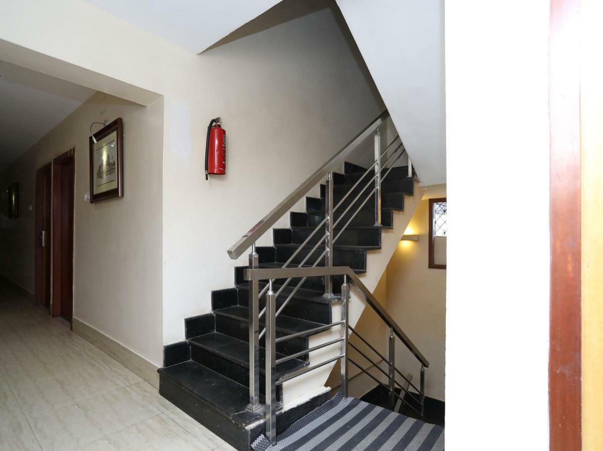 Oyo 3019 Hotel Lingaraj Μπουμπάνεσβαρ Εξωτερικό φωτογραφία