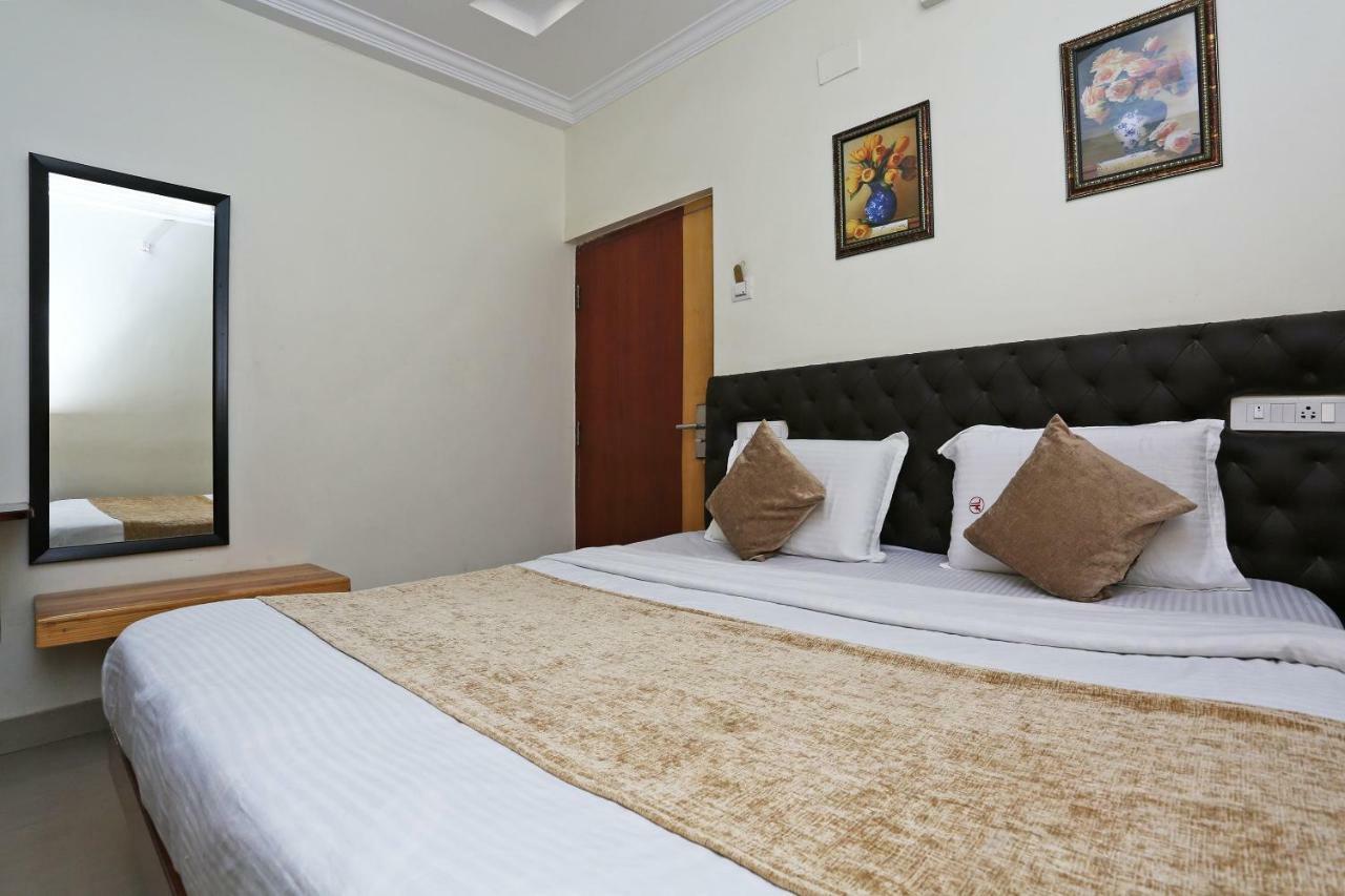 Oyo 3019 Hotel Lingaraj Μπουμπάνεσβαρ Εξωτερικό φωτογραφία